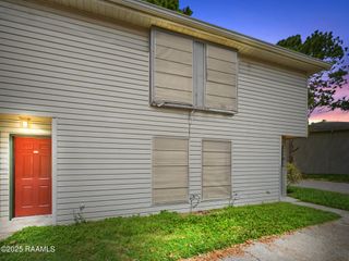 201 High Meadows Boulevard 122, Lafayette, LA 70507