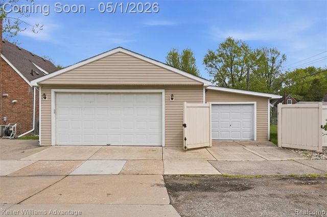 31987 Sheridan Street, Garden City, MI 48135