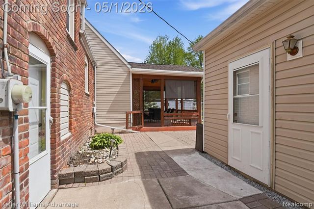 31987 Sheridan Street, Garden City, MI 48135