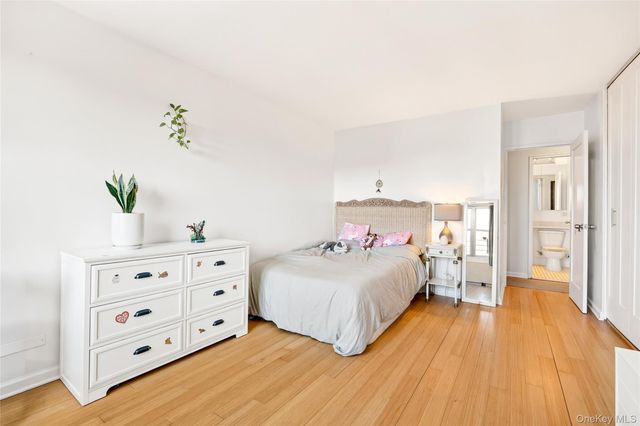 2500 Johnson Avenue 8K, Bronx, NY 10463