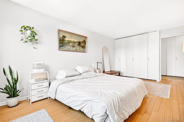 2500 Johnson Avenue 8K, Bronx, NY 10463