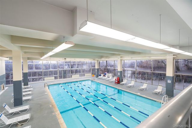 2500 Johnson Avenue 8K, Bronx, NY 10463