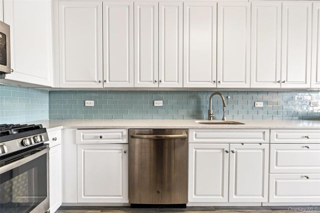 2500 Johnson Avenue 8K, Bronx, NY 10463