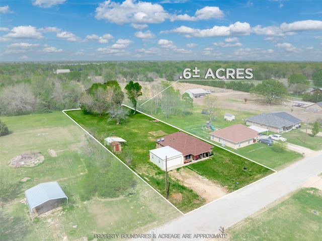 59 County Road 33915, Powderly, TX 75473