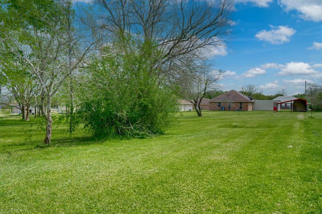 59 County Road 33915, Powderly, TX 75473