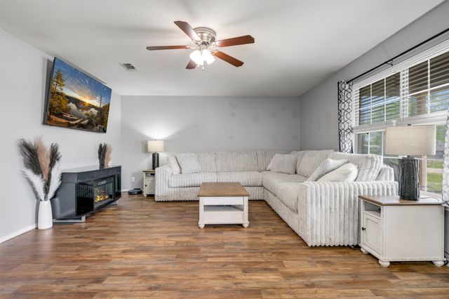 59 County Road 33915, Powderly, TX 75473