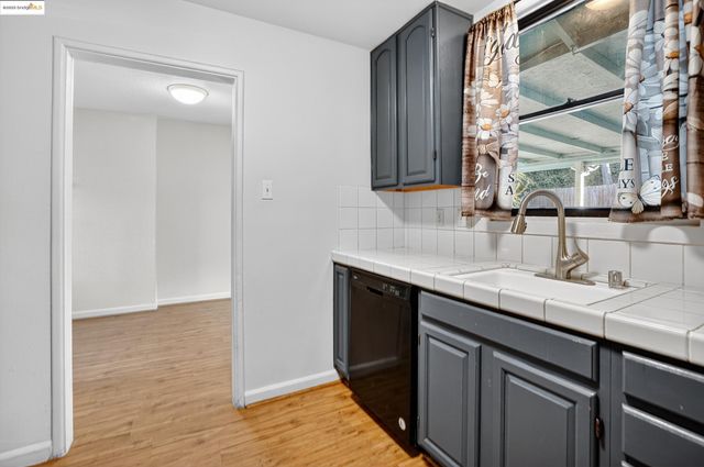 401 San Joaquin Ave, Antioch, CA 94509