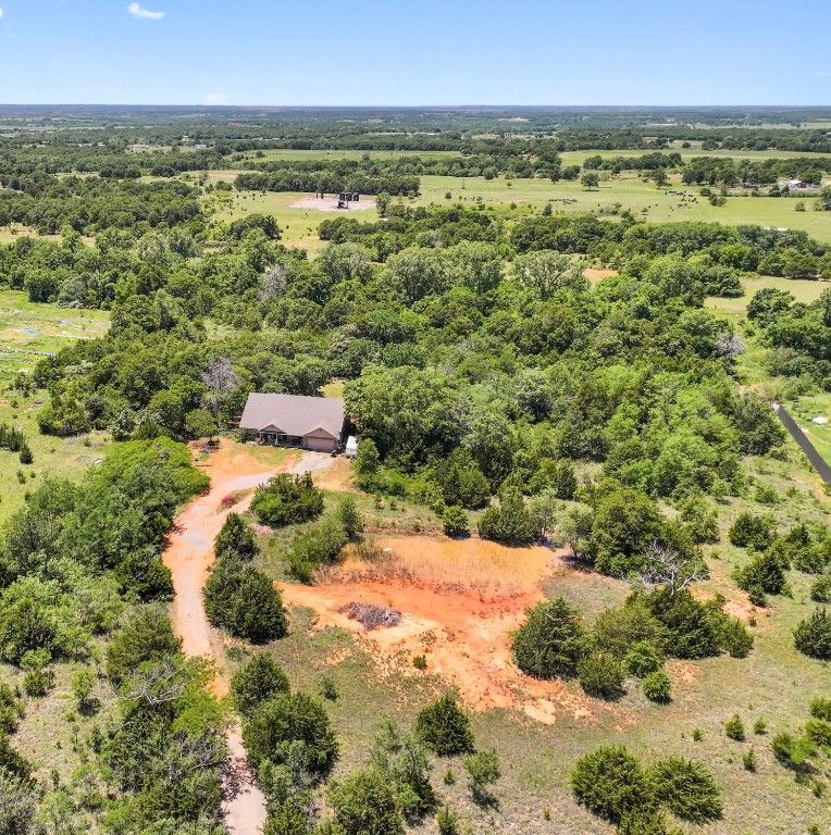 18761 Council Avenue, Lindsay, OK 73052