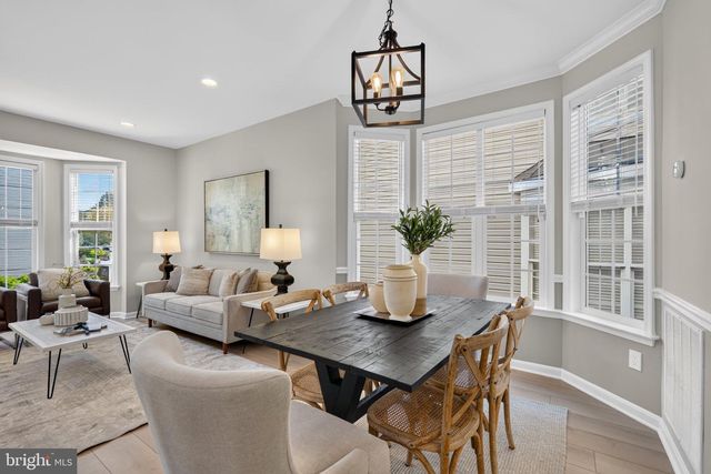 6482 WARWICK CIR, Alexandria, VA 22315
