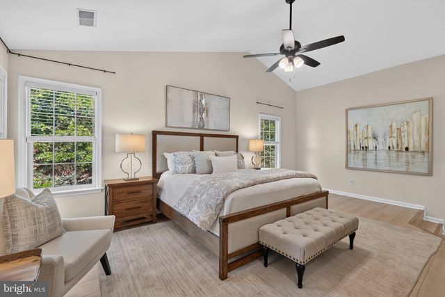 6482 WARWICK CIR, Alexandria, VA 22315