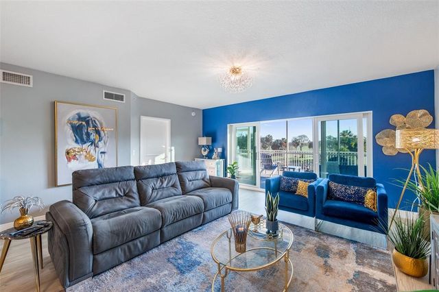 960 STARKEY ROAD 7103, Largo, FL 33771