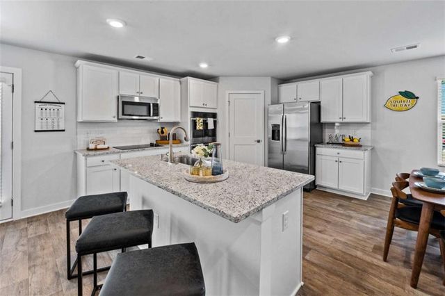 1574 Sungrown Way, Mcdonough, GA 30253