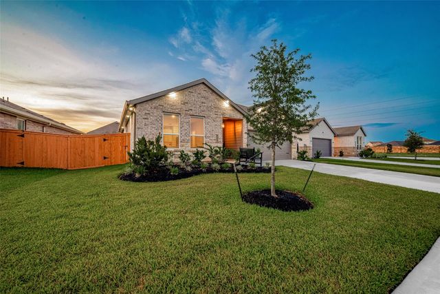 923 Heaven Drive, Beasley, TX 77417
