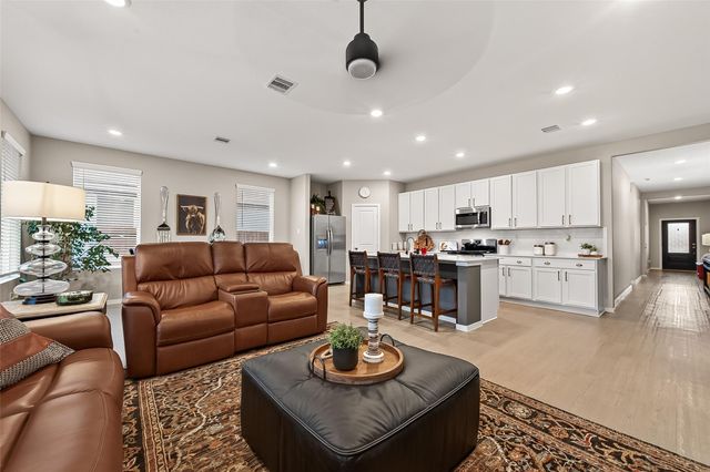 923 Heaven Drive, Beasley, TX 77417