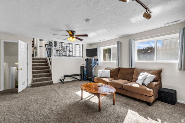 6638 S MILFOIL CIR, West Jordan, UT 84081