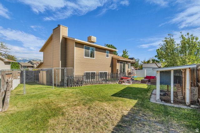 6638 S MILFOIL CIR, West Jordan, UT 84081