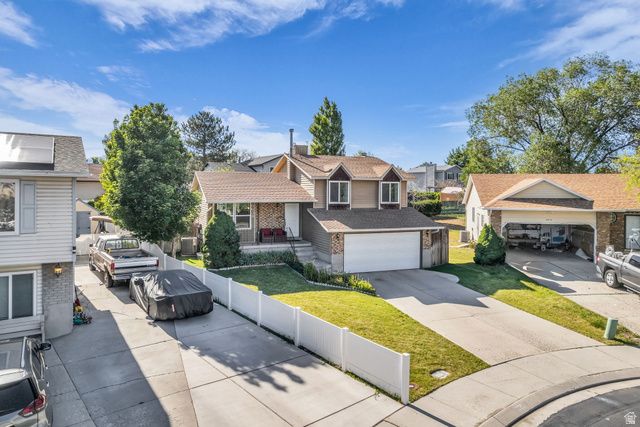 6638 S MILFOIL CIR, West Jordan, UT 84081