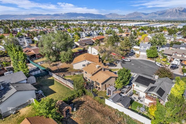 6638 S MILFOIL CIR, West Jordan, UT 84081