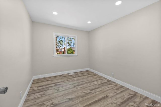 14459 Balsam Street, Southgate, MI 48195