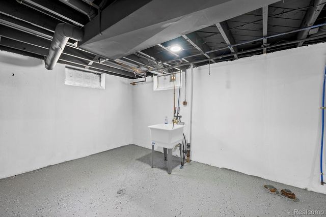 14459 Balsam Street, Southgate, MI 48195