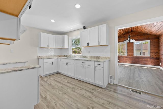 14459 Balsam Street, Southgate, MI 48195