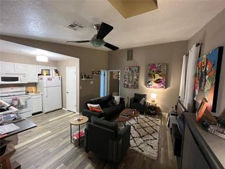 125 W Acres Street N, Norman, OK 73069