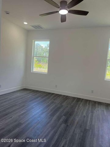 3240 Wallace Avenue SE, Palm Bay, FL 32909