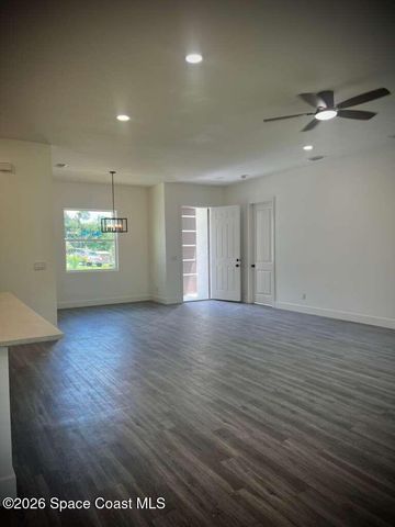 3240 Wallace Avenue SE, Palm Bay, FL 32909