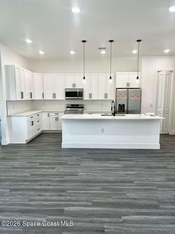3240 Wallace Avenue SE, Palm Bay, FL 32909