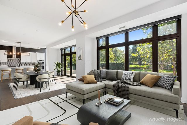 250 W Spring Street, 243, Columbus, OH 43215