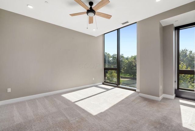 250 W Spring Street, 243, Columbus, OH 43215