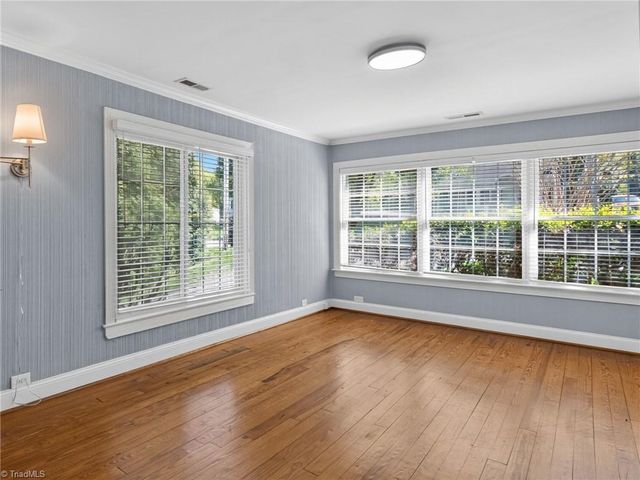 712 W Farriss Avenue, High Point, NC 27262