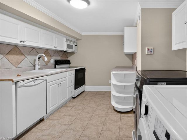 712 W Farriss Avenue, High Point, NC 27262