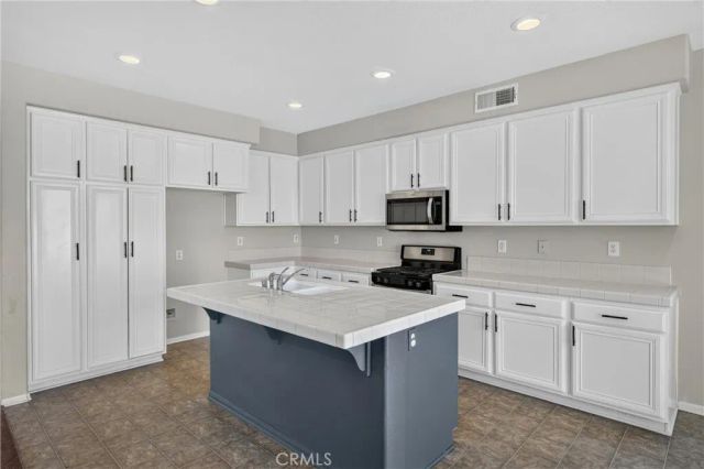 1512 Leland, Beaumont, CA 92223