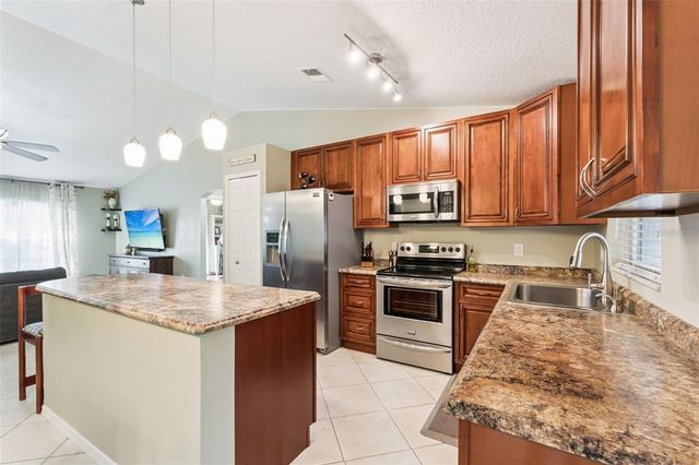 10131 CYPRESS GLEN PLACE, Orlando, FL 32825