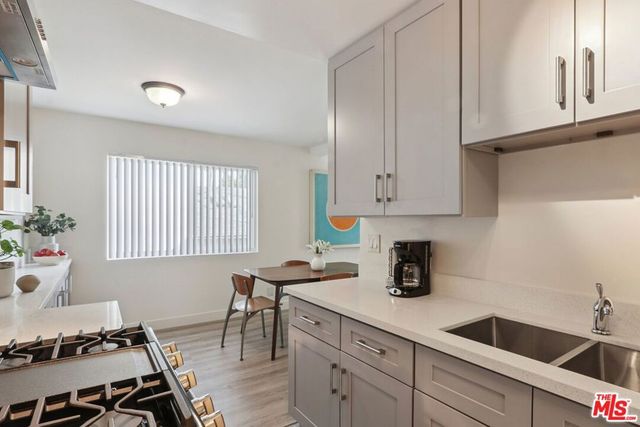 2251 Crenshaw Boulevard, Los Angeles, CA 90016