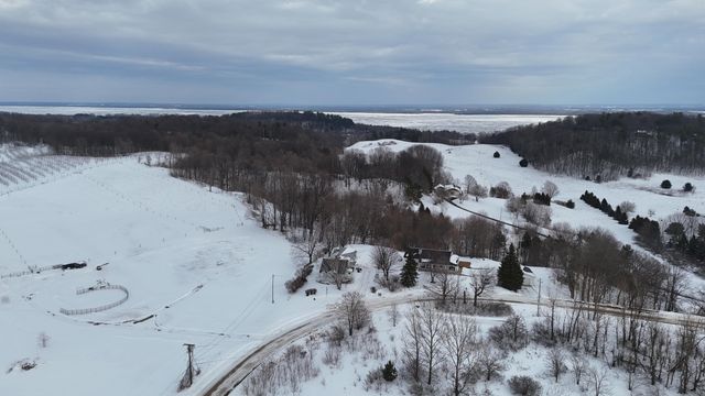 2378 Carroll Road, Traverse City, MI 49686