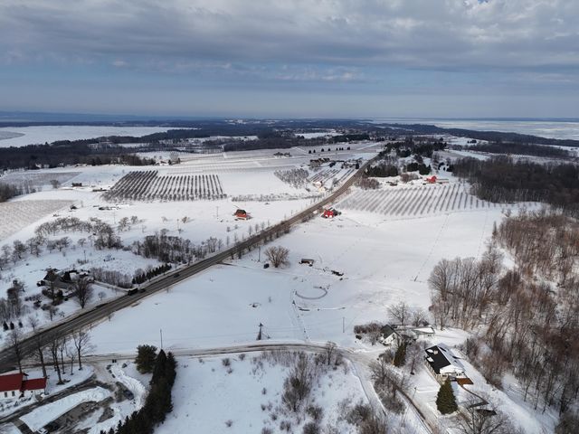 2378 Carroll Road, Traverse City, MI 49686