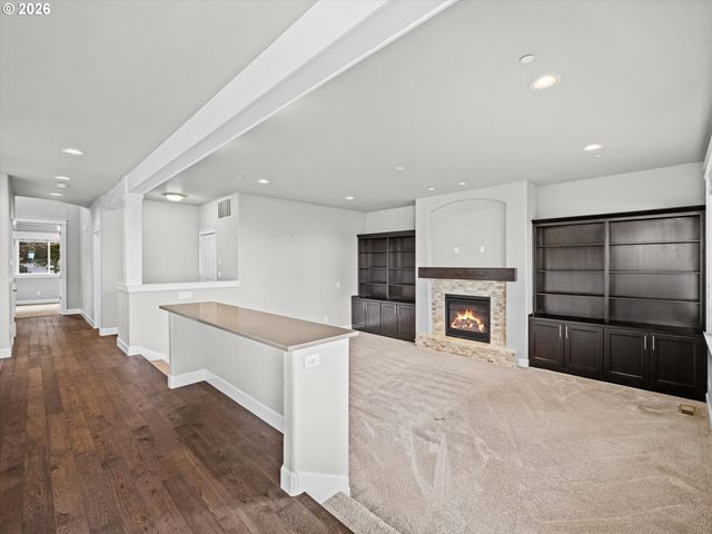 12465 Sw LESSER Rd, Portland, OR 97219