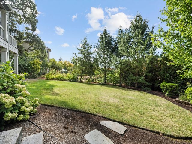 12465 Sw LESSER Rd, Portland, OR 97219