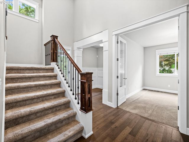 12465 Sw LESSER Rd, Portland, OR 97219