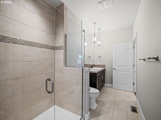 12465 Sw LESSER Rd, Portland, OR 97219