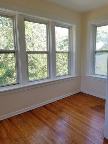 2220 N Saint Louis Avenue 3, Chicago, IL 60647