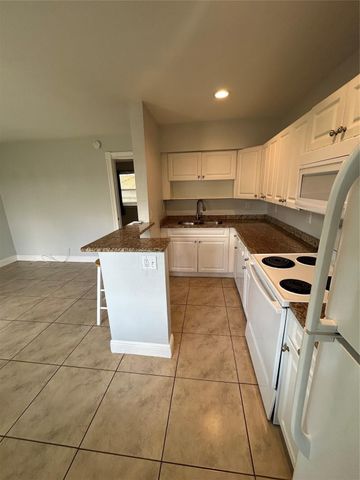 921 NE 17th Avenue 2, Fort Lauderdale, FL 33304