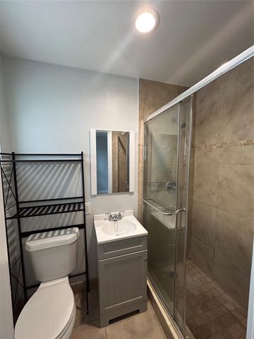 921 NE 17th Avenue 2, Fort Lauderdale, FL 33304