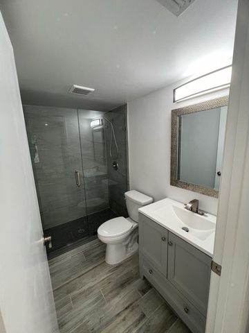 712 Sunny Pine Way C3, Greenacres, FL 33415