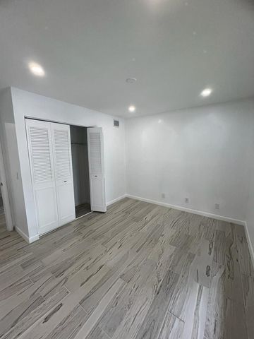 712 Sunny Pine Way C3, Greenacres, FL 33415