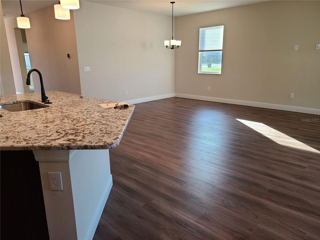 Image 10 of property listing at 5736 143RD COURT E, Bradenton, FL 34211