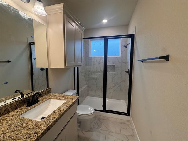 914 Fork Court, College Station, TX 77845