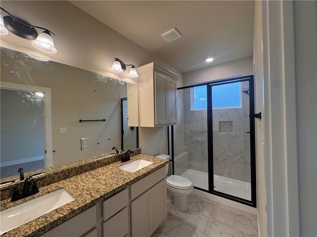 914 Fork Court, College Station, TX 77845